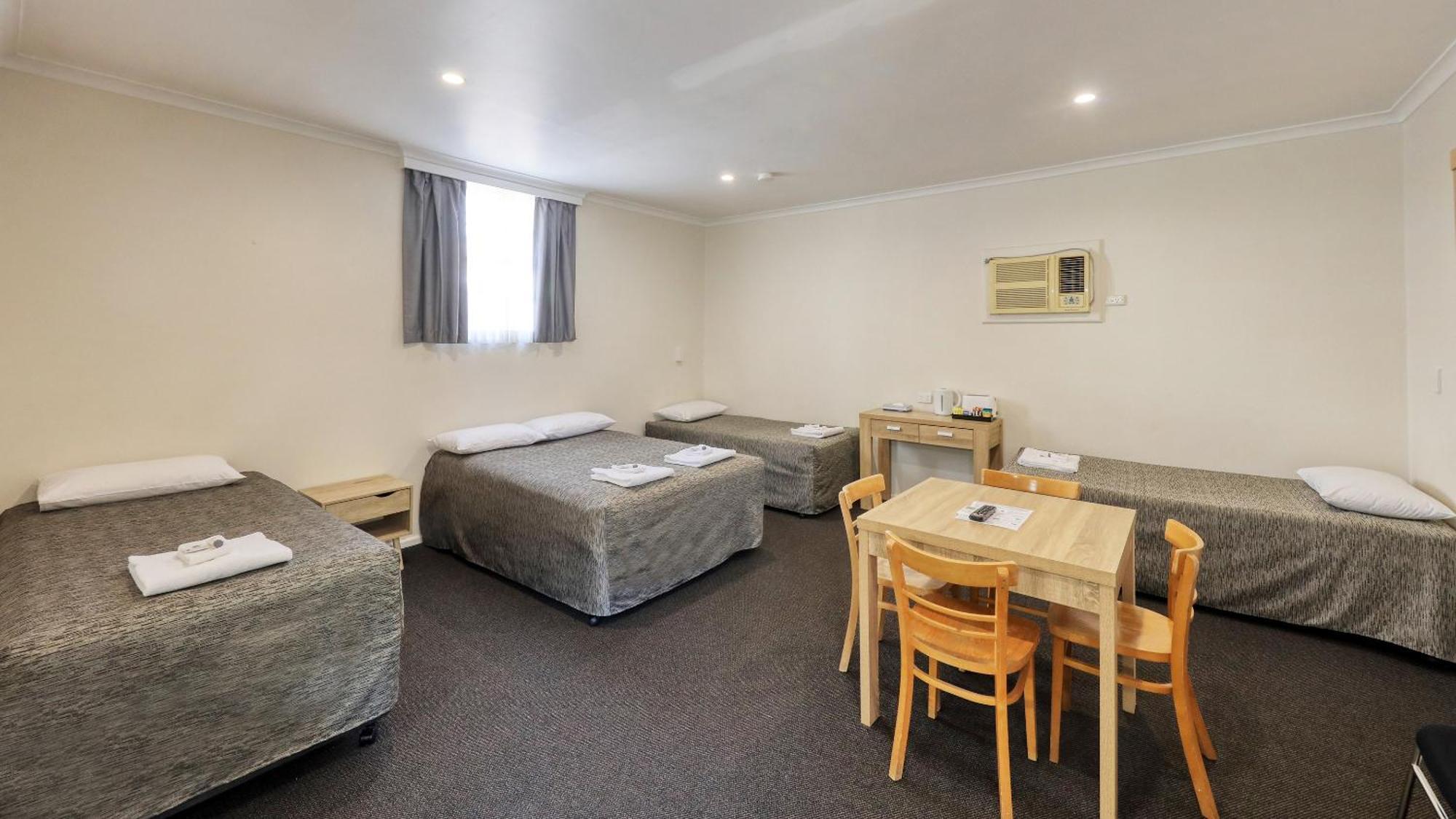 Coachman Hotel Motel Parkes Luaran gambar